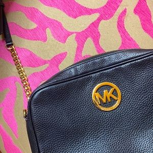 MK Michael Kors black zip crossbody handbag gold